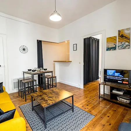 Apartment Cedici Ideal Couples Ou Famille - Moderne